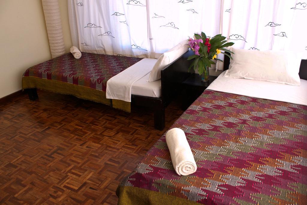 Dondrub Guest House Kathmandu Bagian luar foto
