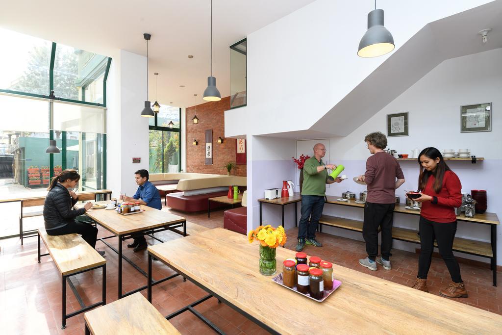 Dondrub Guest House Kathmandu Bagian luar foto